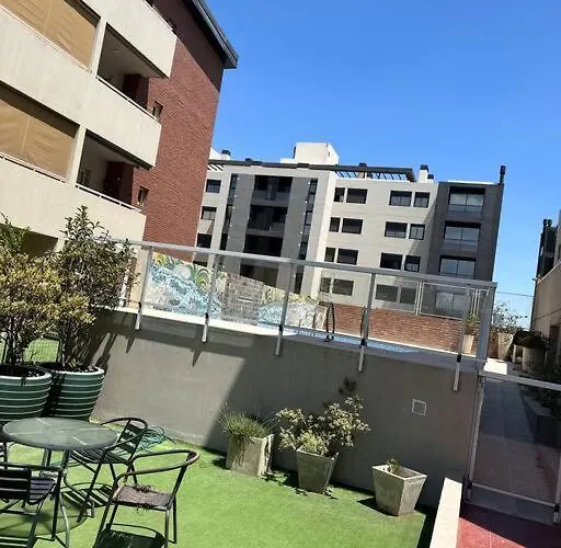 Departamento Espacioso En Un Complejo Residencial, Cerca Del Shopping Nuevo Centro