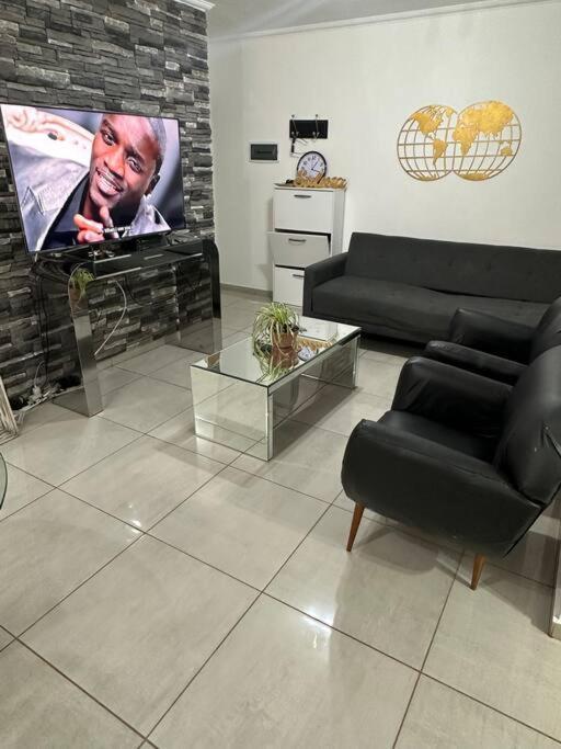 Departamento Espacioso En Un Complejo Residencial, Cerca Del Shopping Nuevo Centro * Cordoba